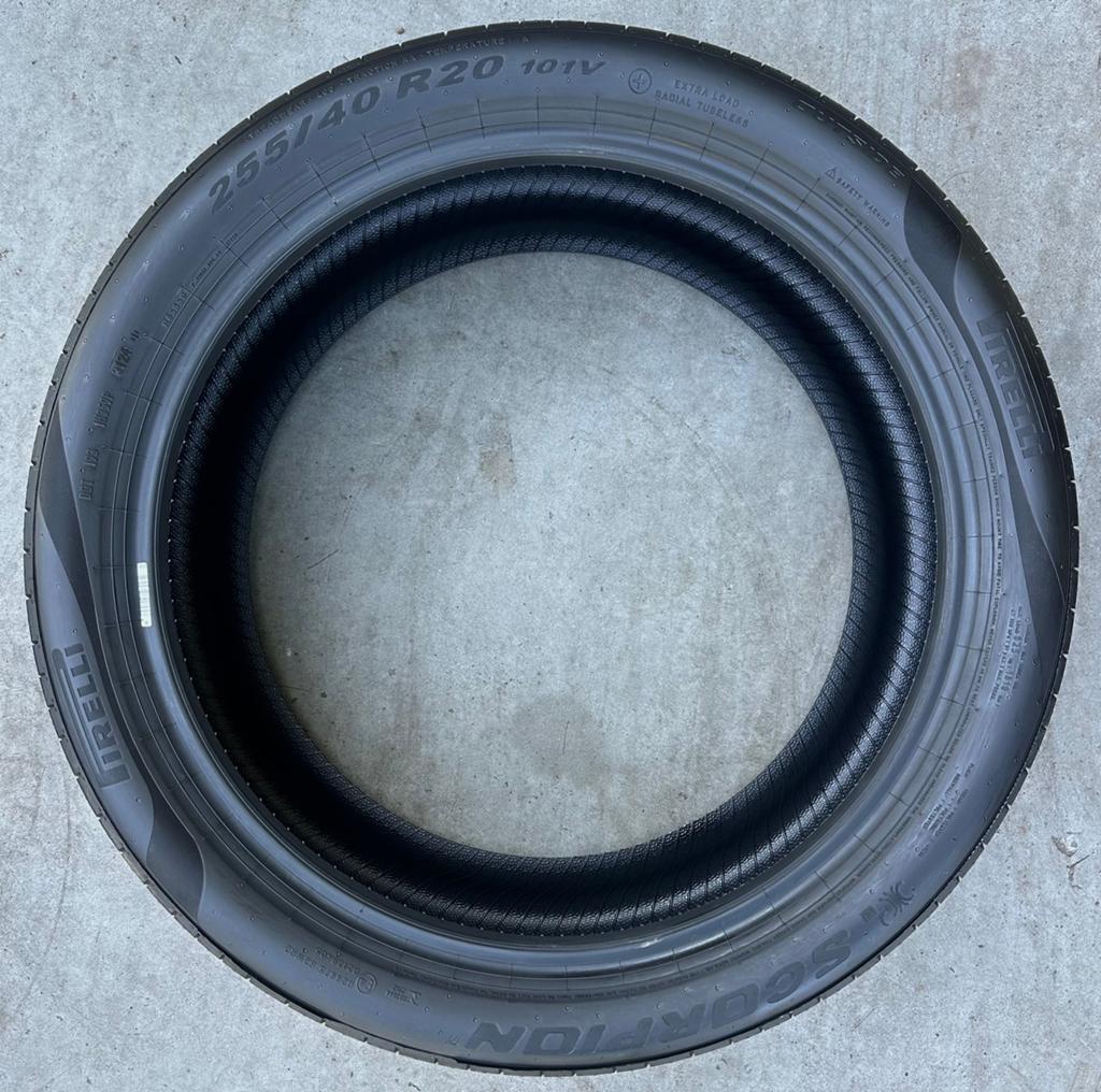4 Stuks Pirelli 255 40 20 Zomerbanden Inclusief Montage, 255 mm, Banden en Velgen, Nieuw, Ophalen of Verzenden