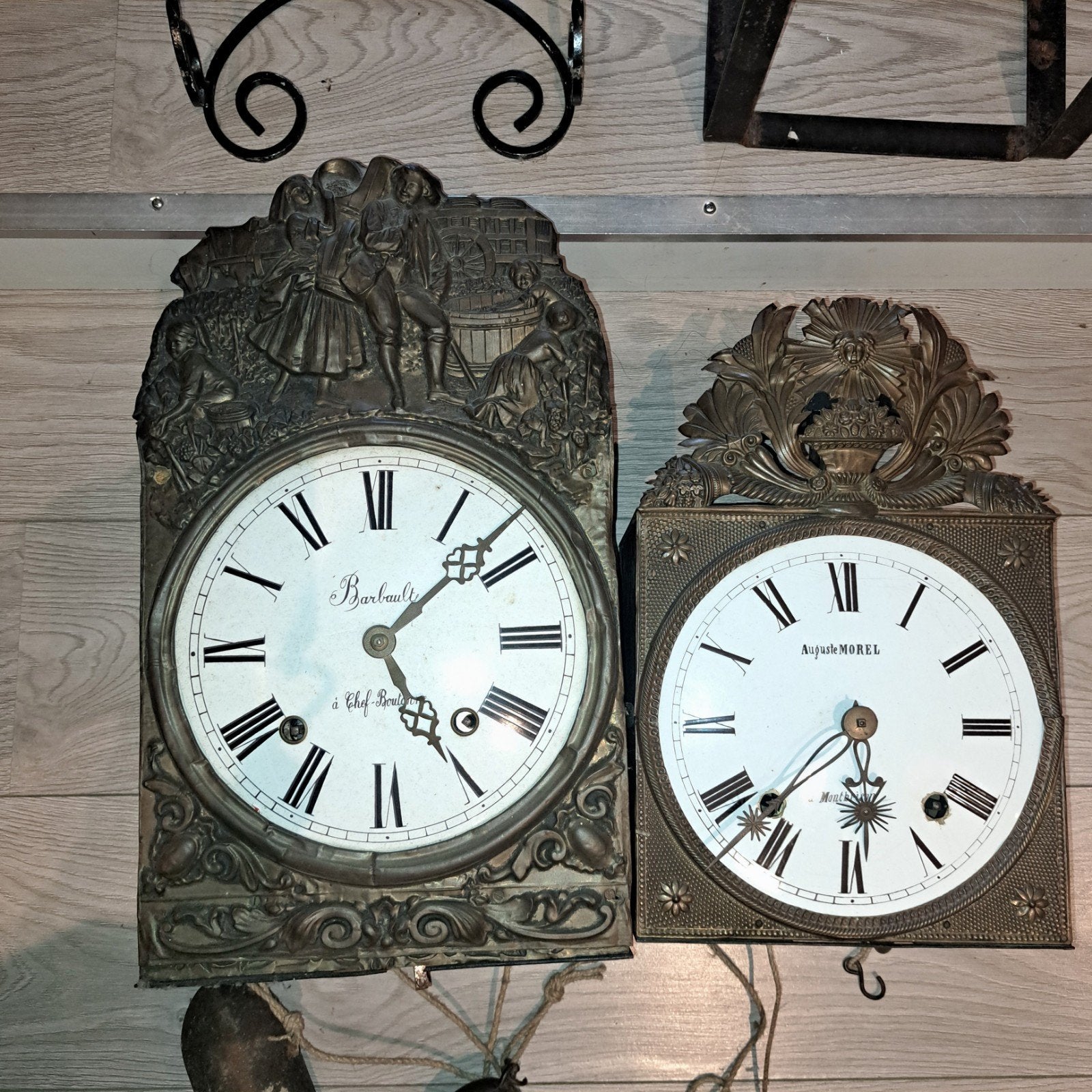 Antieke Franse Comtoise Klokken (2 stuks) Barbeault & Morel, Antiek en Kunst, Ophalen