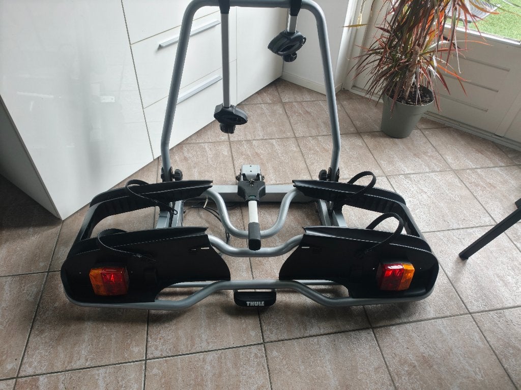 Fietsendrager 2 ebike, Ophalen, Zo goed als nieuw, Brede banden, 2 fietsen