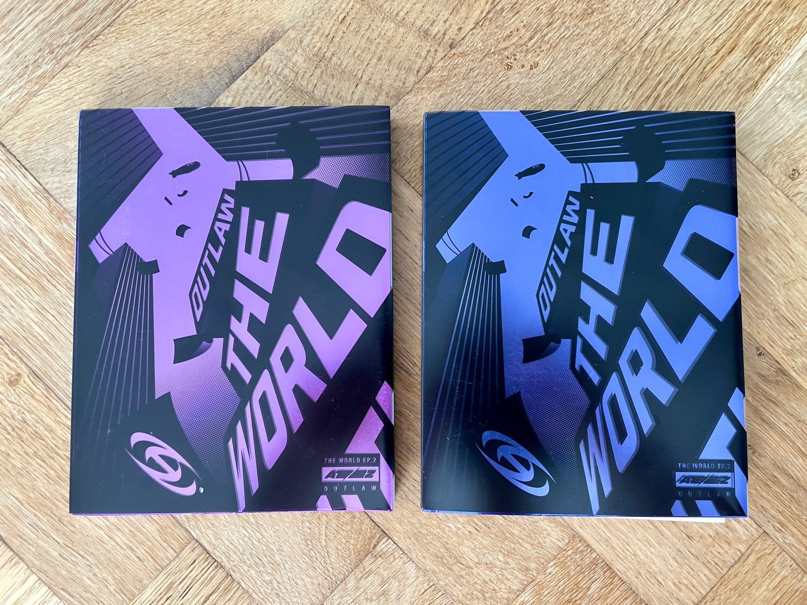 2x K-POP: Ateez The World Outlaw Episode 2 met CD’s, Ophalen of Verzenden, Zo goed als nieuw, K-pop, Boxset