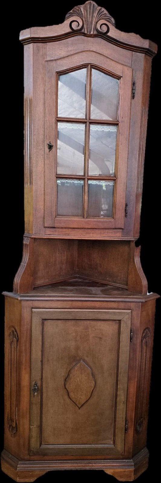 Antieke houten hoekkast met glazen deurtje, Ophalen
