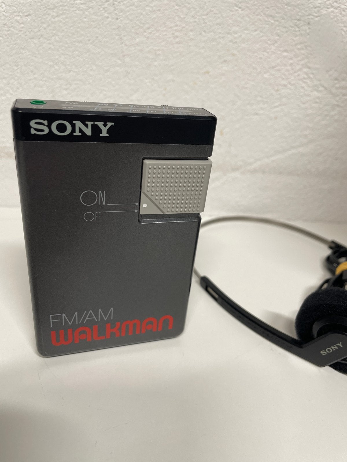 Vintage Sony FM/AM Walkman SRF-M80 met hoofdtelefoon, Ophalen of Verzenden, Walkman