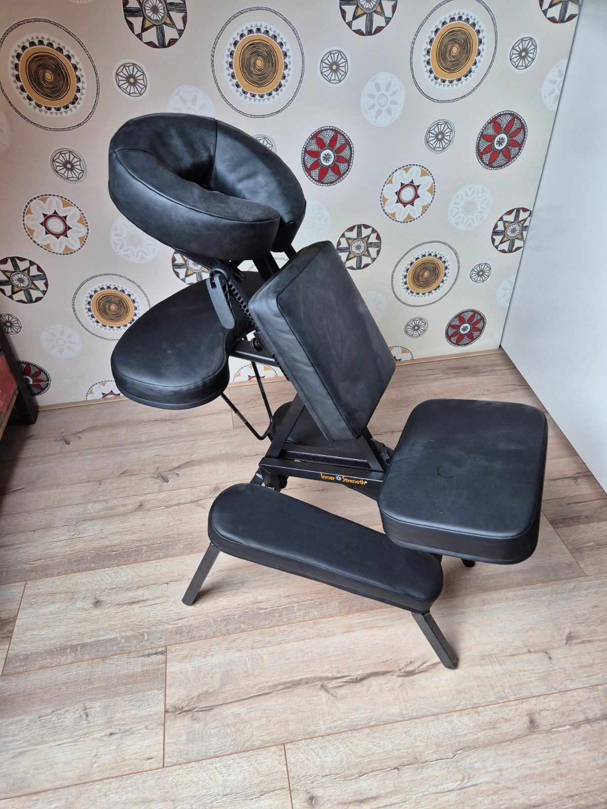 Inner Strength inklapbare massagestoel incl. draagtas., Sport en Fitness, Massageproducten, Ophalen, Zo goed als nieuw, Massagestoel of Kussen