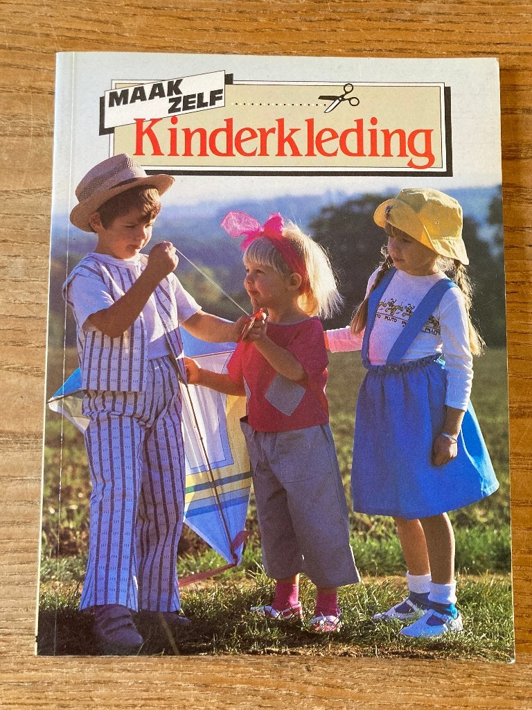 Sue Locke - Vintage Maak Zelf Kinderkleding - 1988 - zgan, Overige merken, Overige typen, Kind, Ophalen of Verzenden
