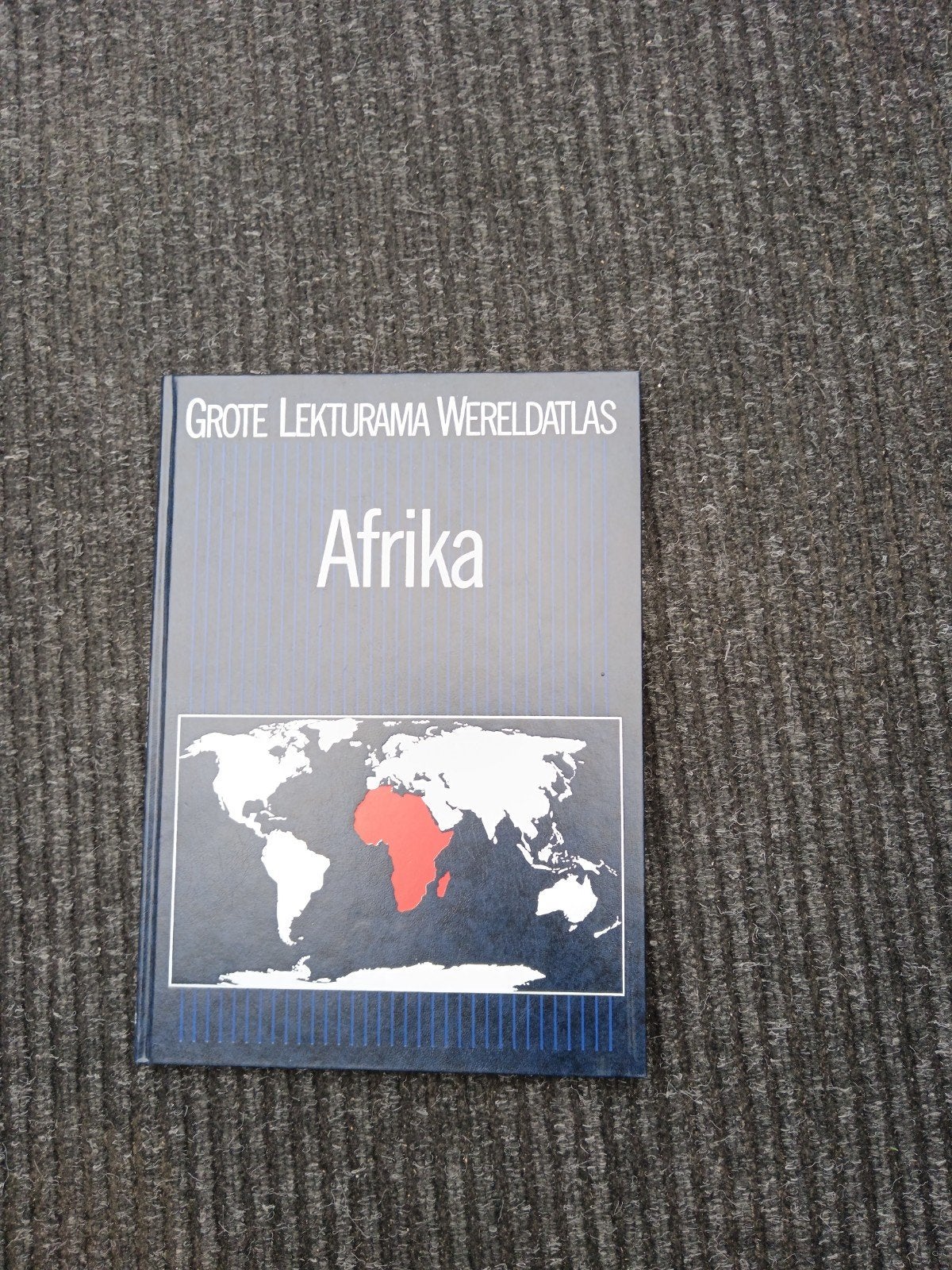 Grote lekturama wereldatlas 23 delig, Overige atlassen, Ophalen of Verzenden, Zo goed als nieuw, Lekturama