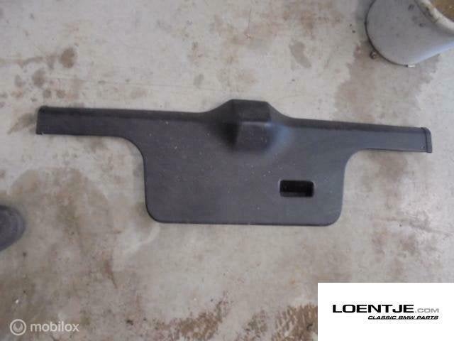 Afdekking achterklep bmw e30 touring 325i 320i 318i 316i, Auto-onderdelen, Interieur en Bekleding, Gebruikt, Ophalen of Verzenden