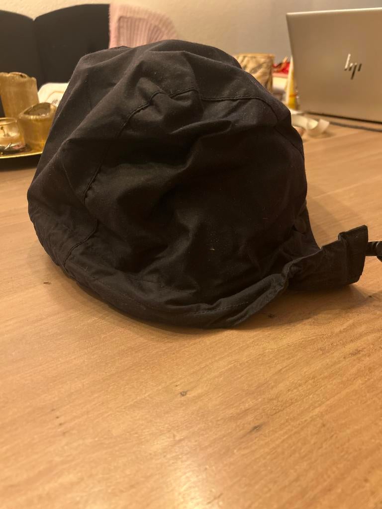 Barbour wax jacket capuchon - zwart, Ophalen of Verzenden, Gedragen, One size fits all, Hoed