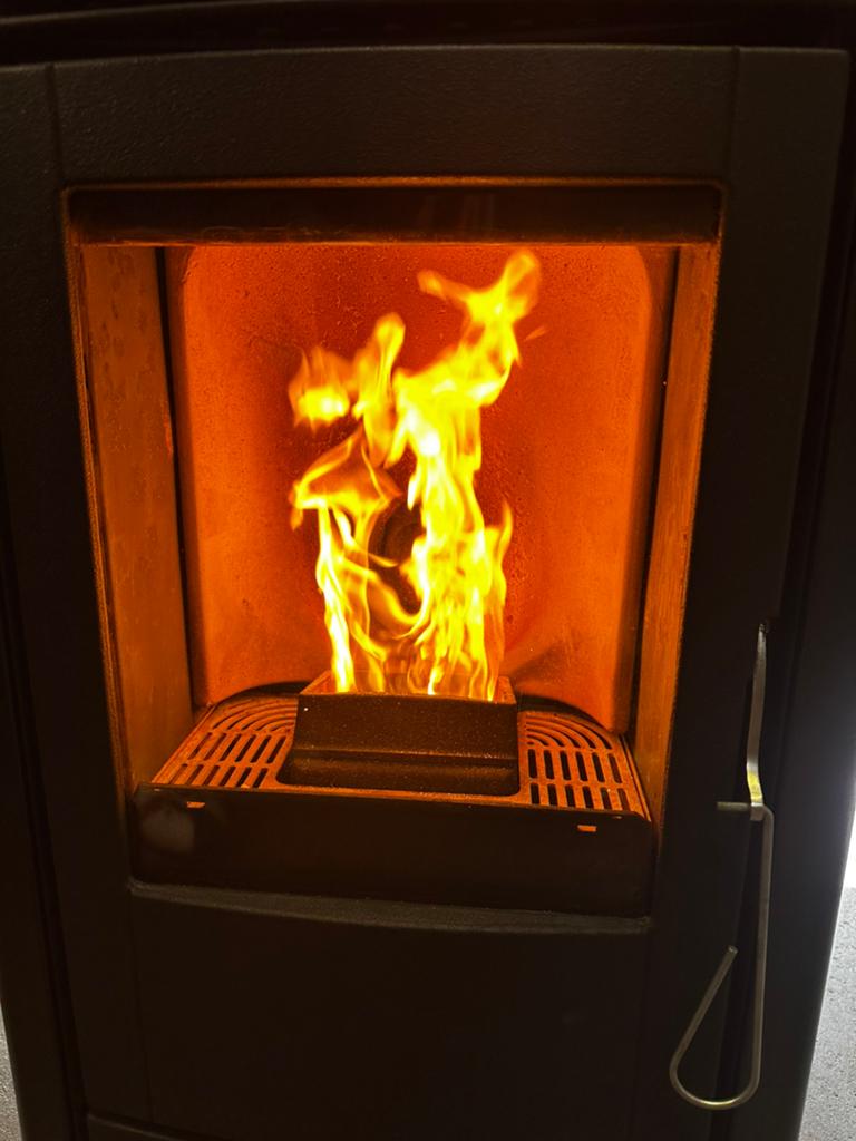 Pelletkachel van het topmerk MCZ 8 KW, Ophalen, Zo goed als nieuw, Vrijstaande haard