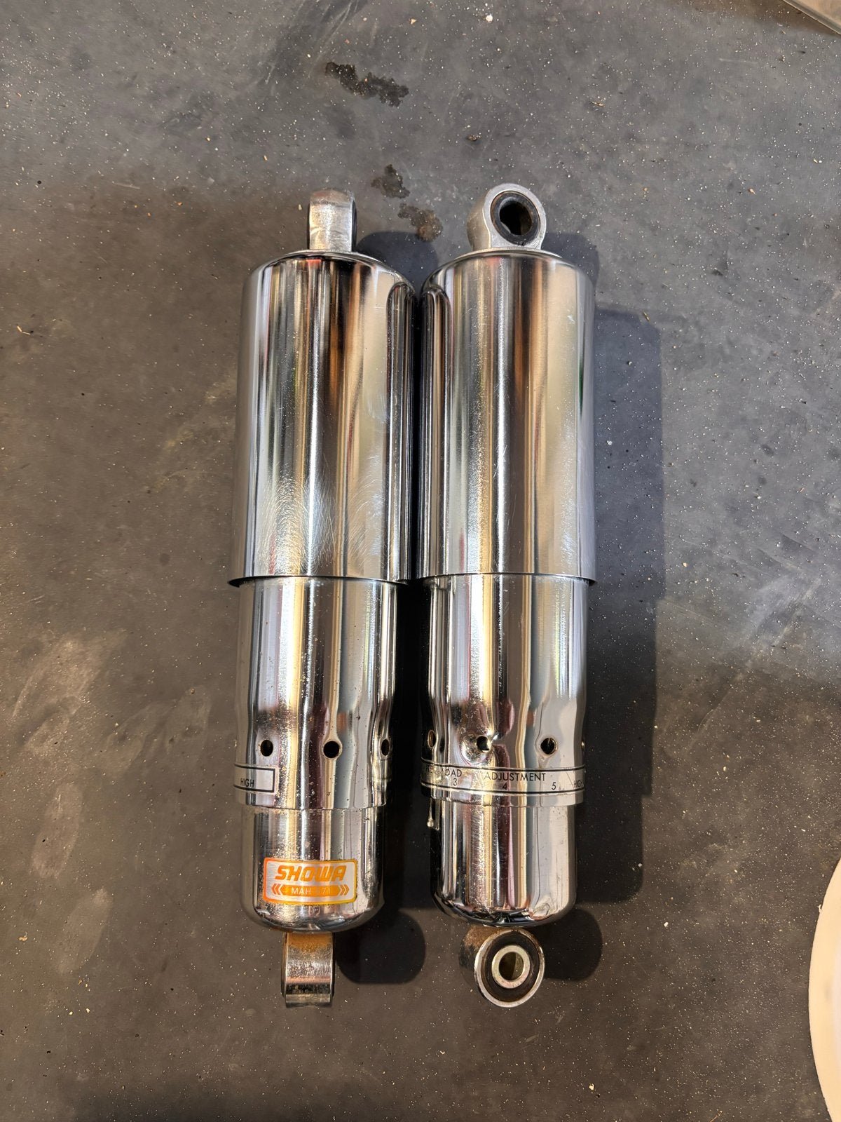 Showa schokdempers voor motorfiets (set van 2), Ophalen of Verzenden, Gebruikt