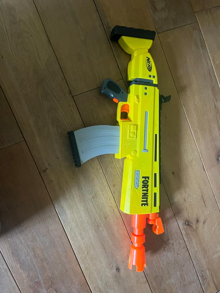 Nerf Fortnite AR-L gemotoriseerde blaster, Ophalen of Verzenden, Zo goed als nieuw