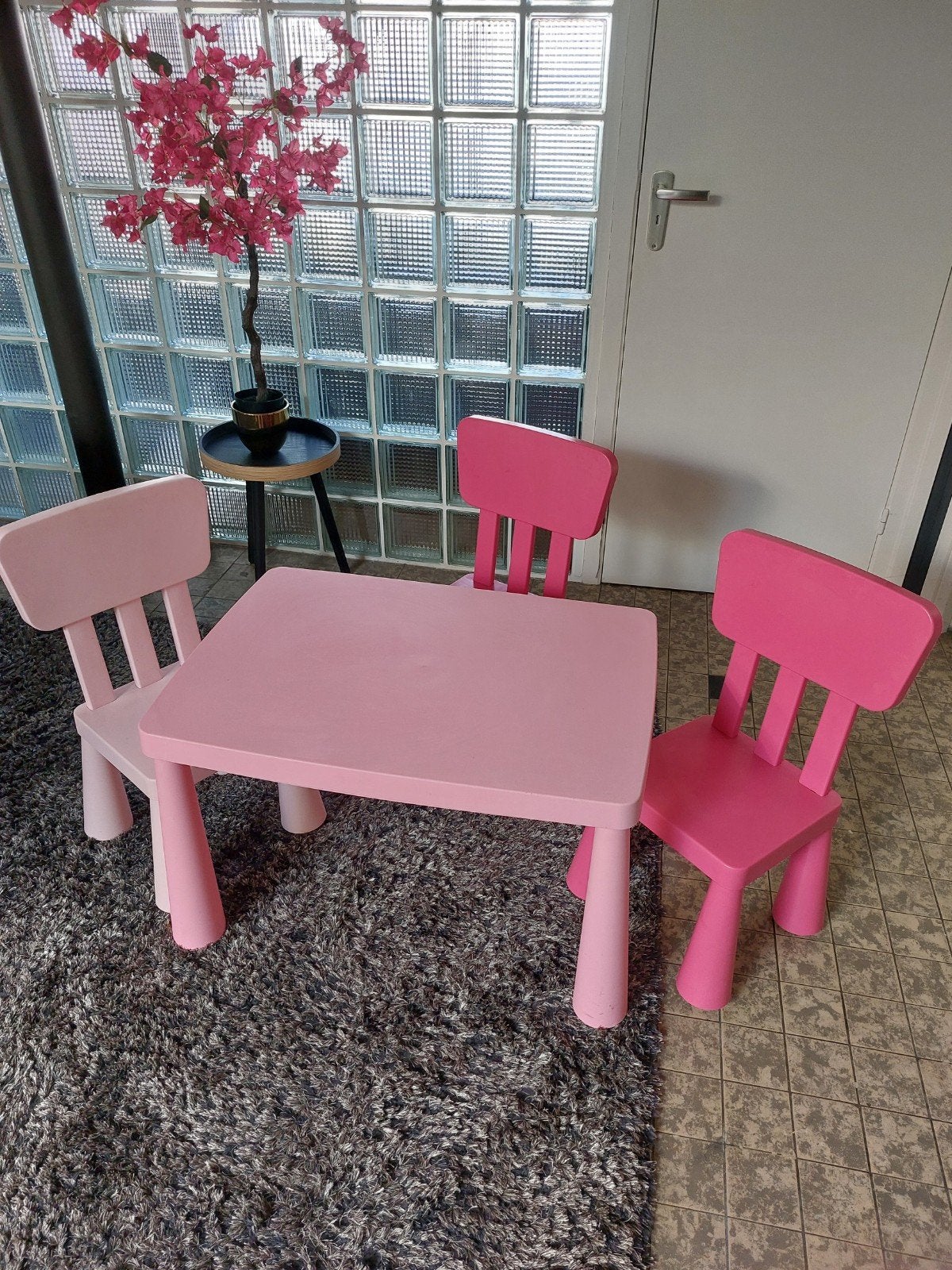 ikea kinder speel tafel met stoeltjes (speelgoed), Ophalen of Verzenden, Zo goed als nieuw