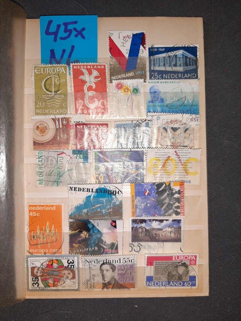 325 verschillende postzegels 10 euro weg is weg, Ophalen of Verzenden, Buitenland