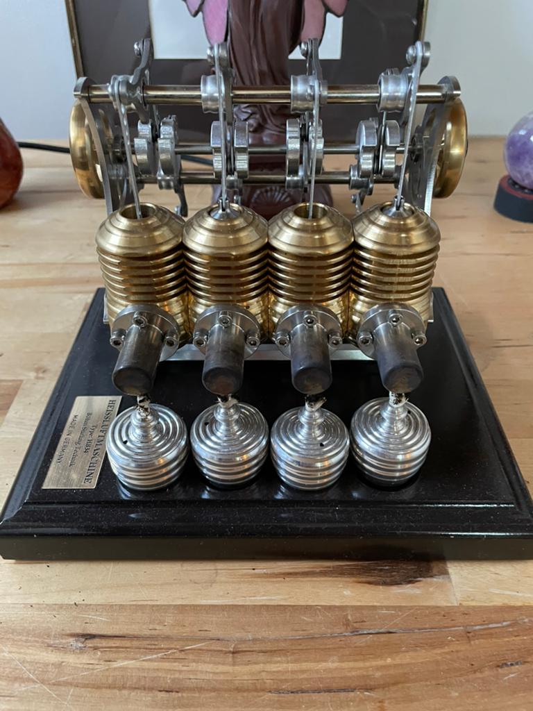 Boehm 4 cilinder Stirling Engine, Ophalen of Verzenden