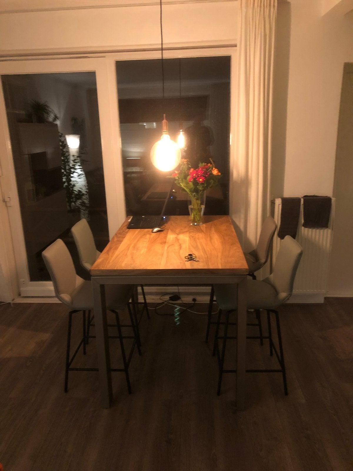 Eetkamertafel met 4 draaistoelen, Huis en Inrichting, Ophalen, Gebruikt, 50 tot 100 cm, 150 tot 200 cm