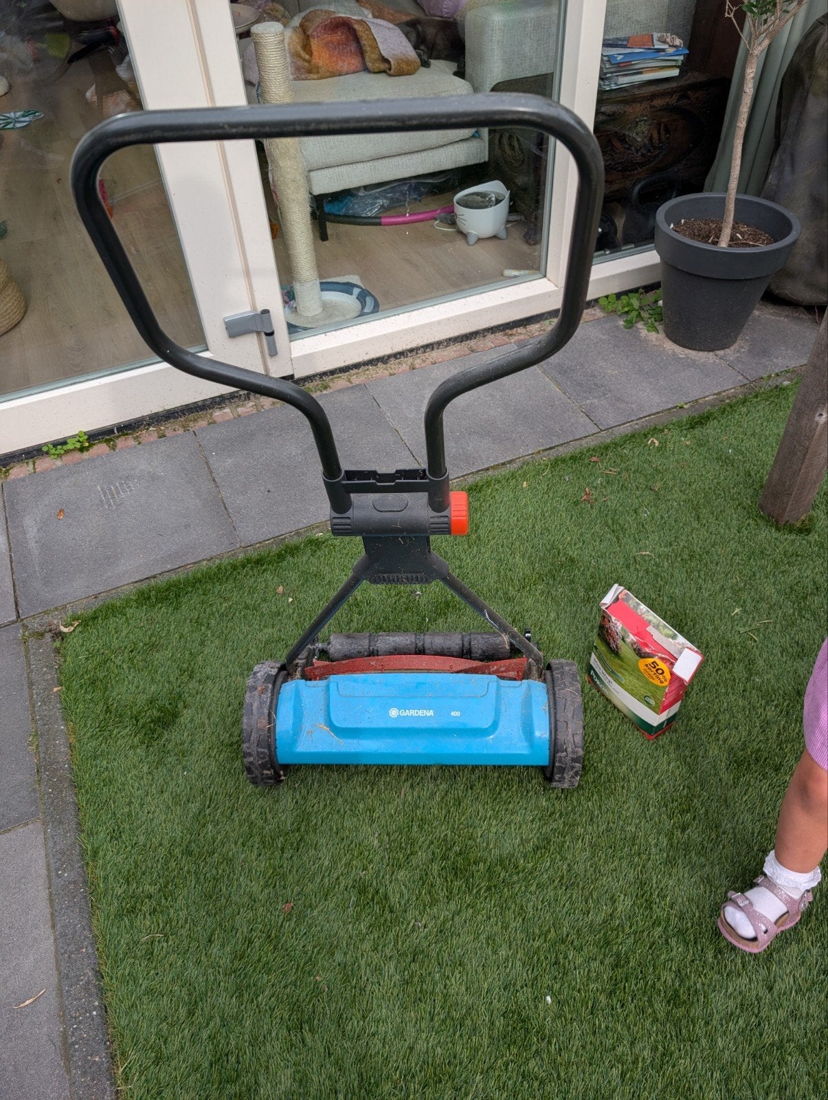 Gardena hand grasmaaier 400, Tuin en Terras, Ophalen, Handgrasmaaier, Zo goed als nieuw, Kooimesmaaier