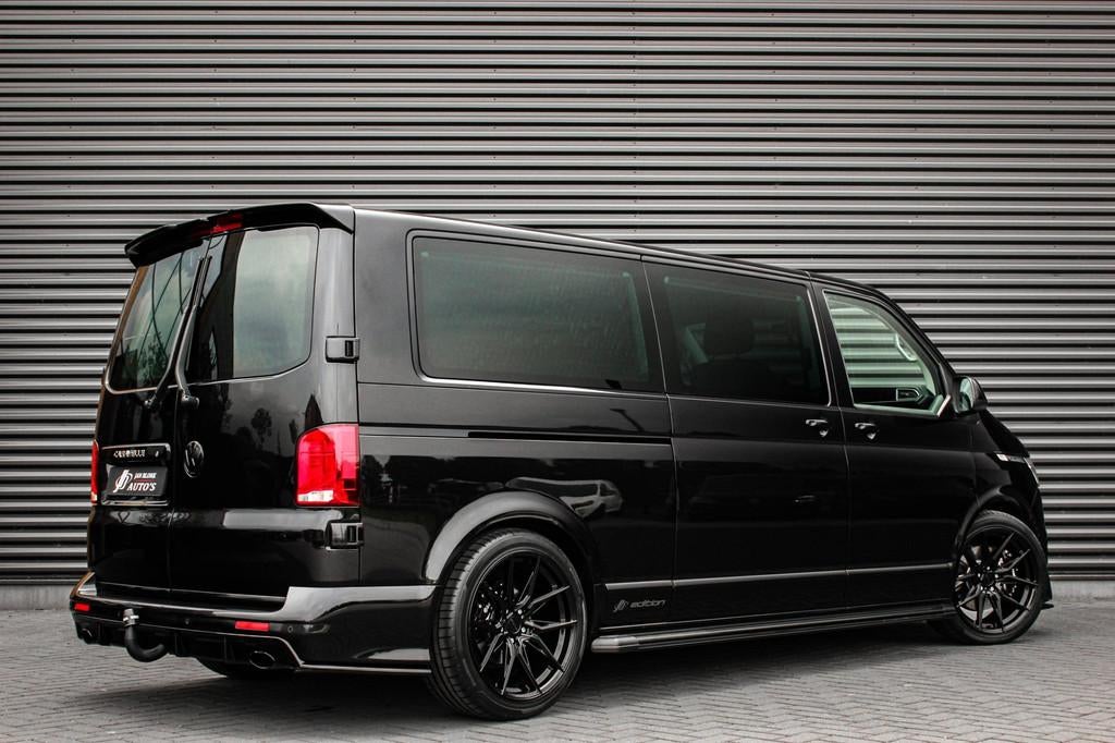 Volkswagen Transporter 2.0 TDI L2H1 CARAVELLE 204PK DC DUBBE, Auto's, 4 cilinders, Volkswagen, Zwart, Leder