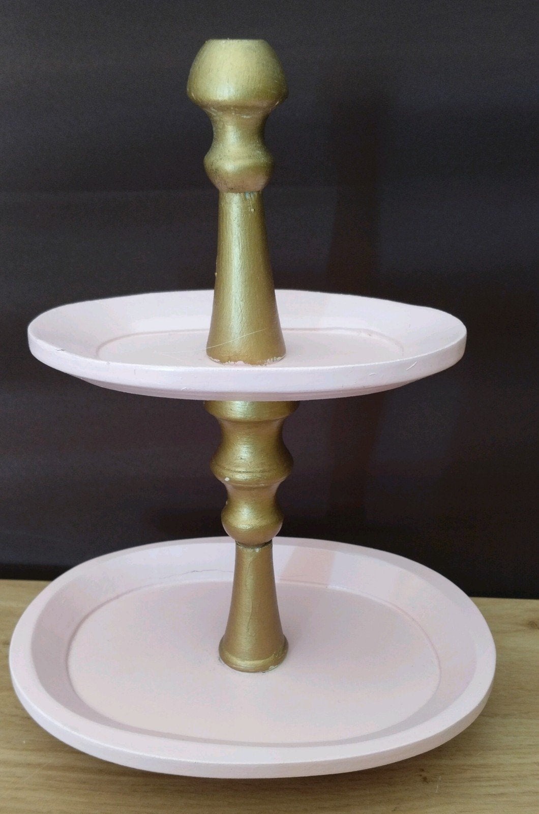 Houten roze etagere met gouden details, Verzenden, Gebruikt, Etagère, Hout