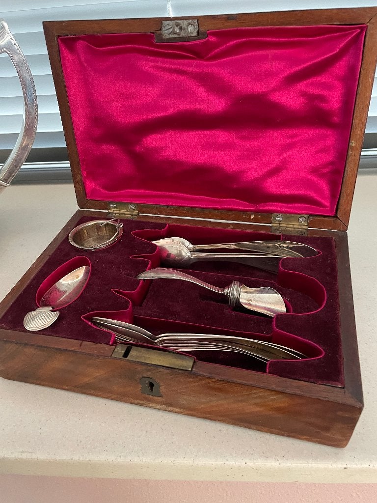 Complete Hollands zilveren thee set , in lux houten kist., Ophalen of Verzenden, Zilver
