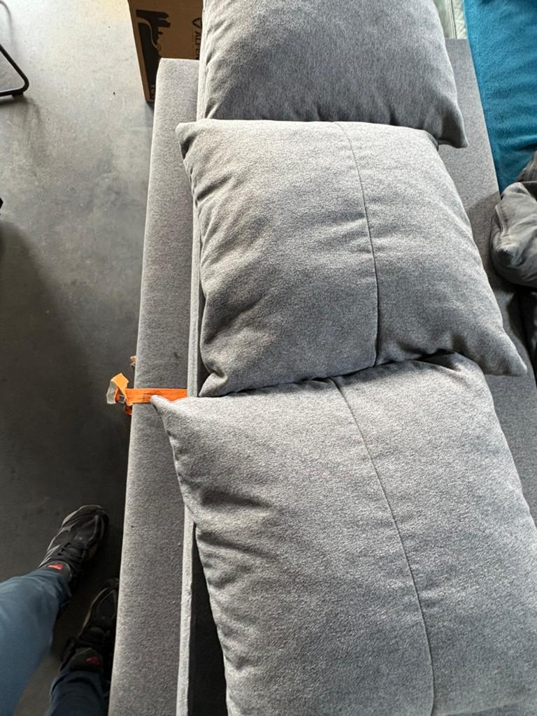 Slaapbank in nieuwstaat, Ophalen, Zo goed als nieuw, Tweepersoons