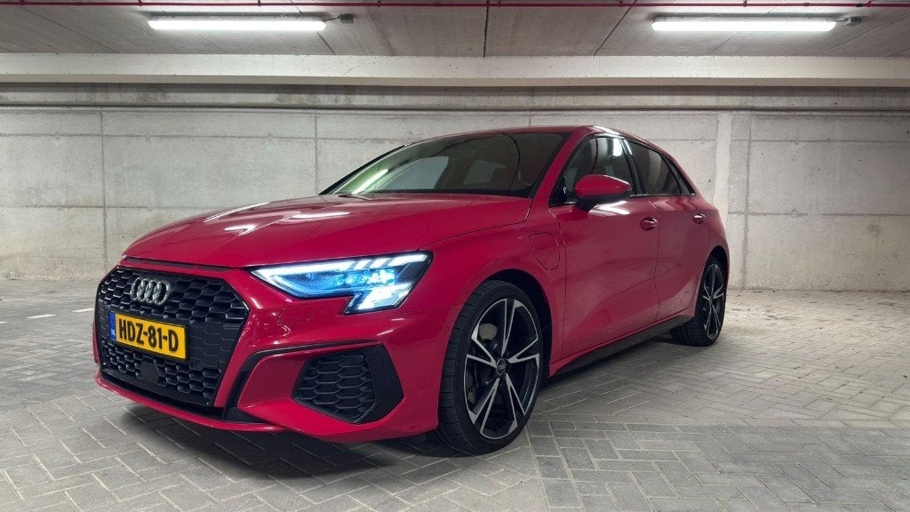 Audi A3 40 TFSIe S- LINE HUD Massage B&O RS Seats Sfeer-Verl, Dealer onderhouden, Zwart, 4 cilinders, 1535 kg