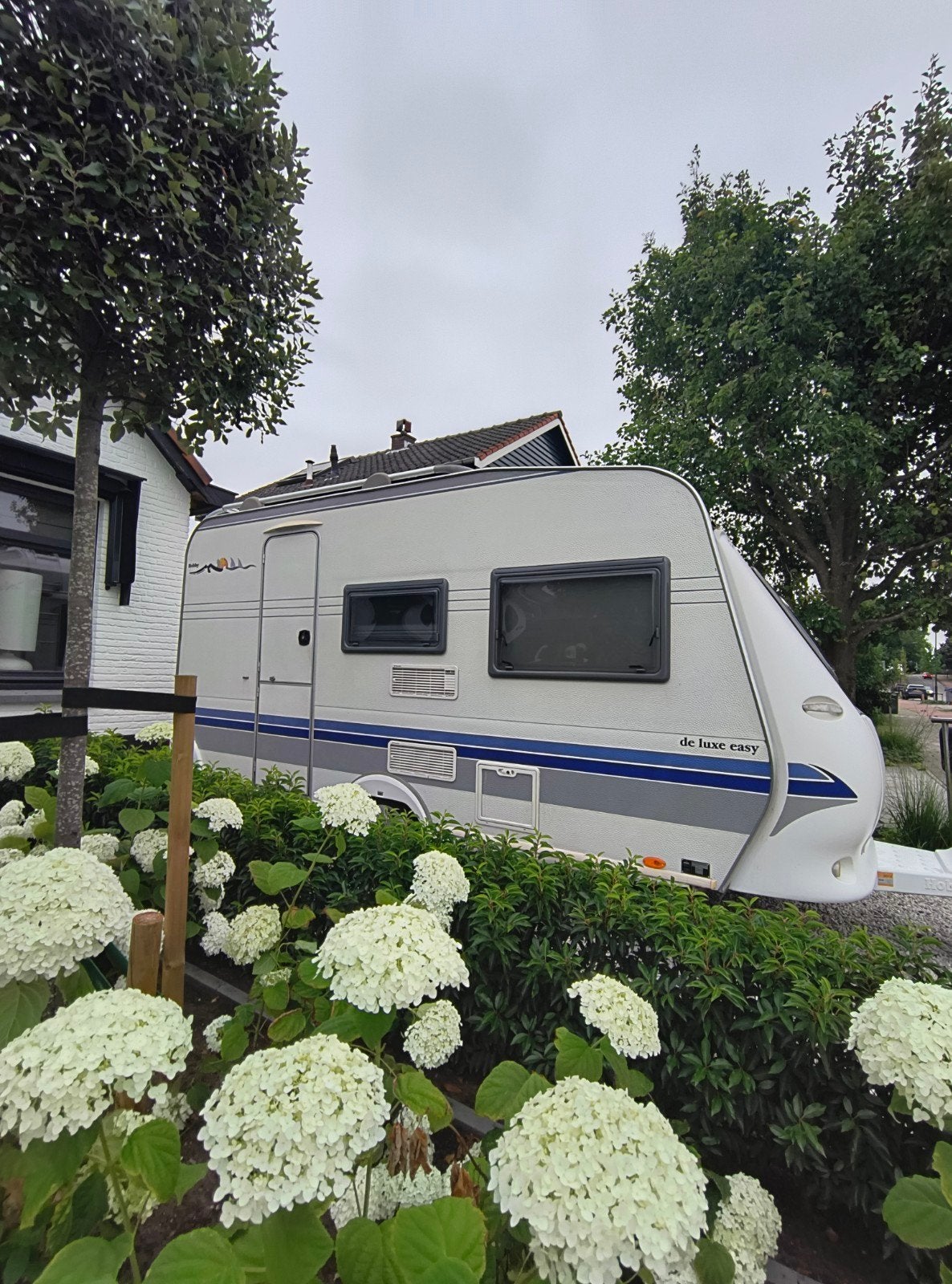 Hobby De Luxe Easy 400 kb 2005
