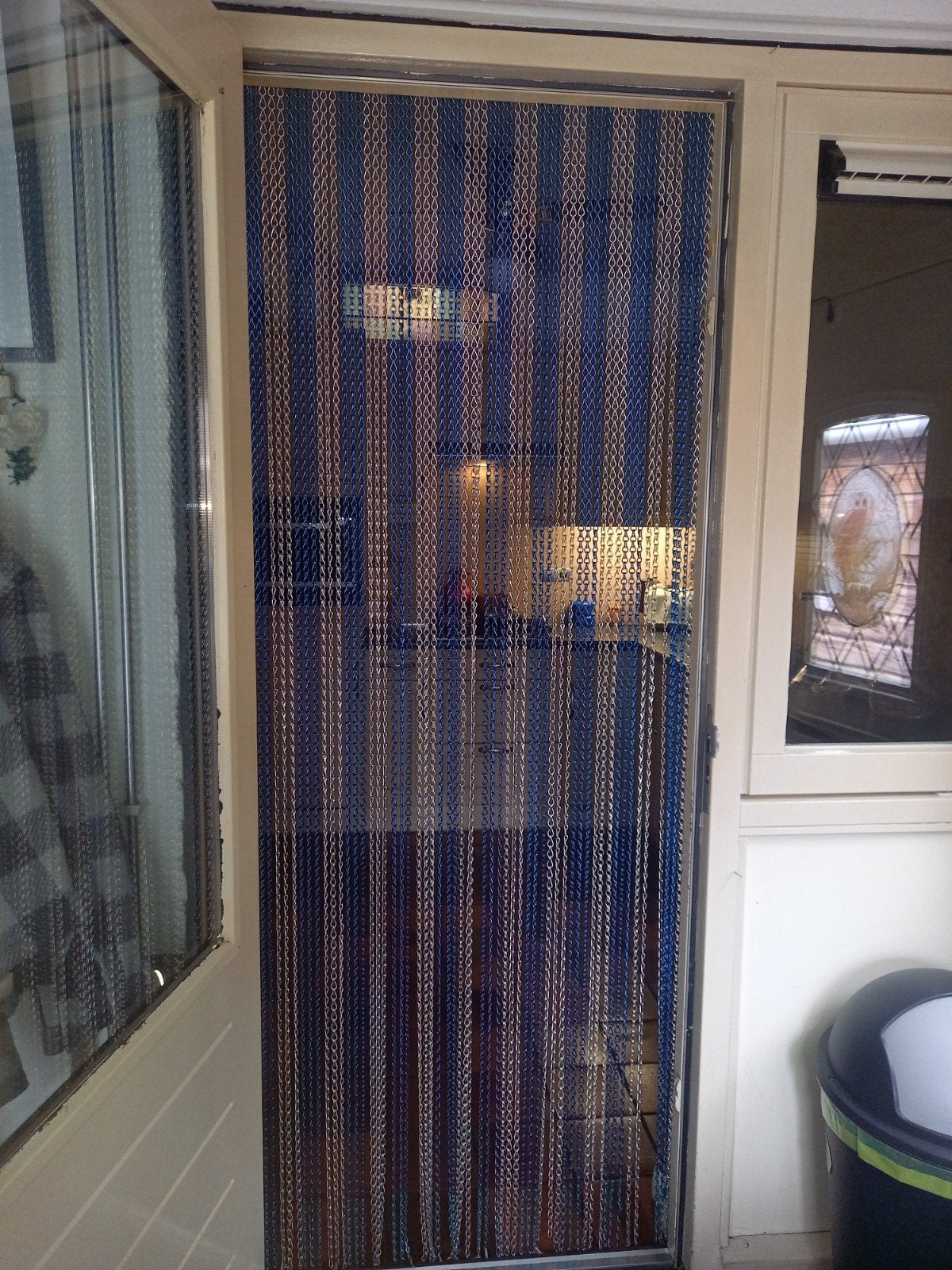 ijzere vliegengordijn, Ophalen, Zo goed als nieuw, Blauw, Metaal