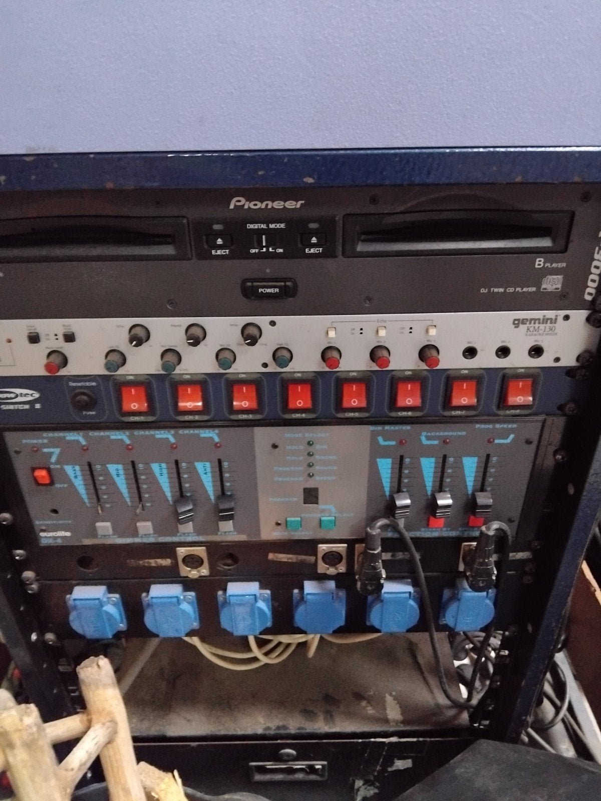 JB Systems Karaoke Mixer met Galm en 3 Microfoon-ingangen, Gebruikt, Mixer, Onbekend, Ophalen of Verzenden