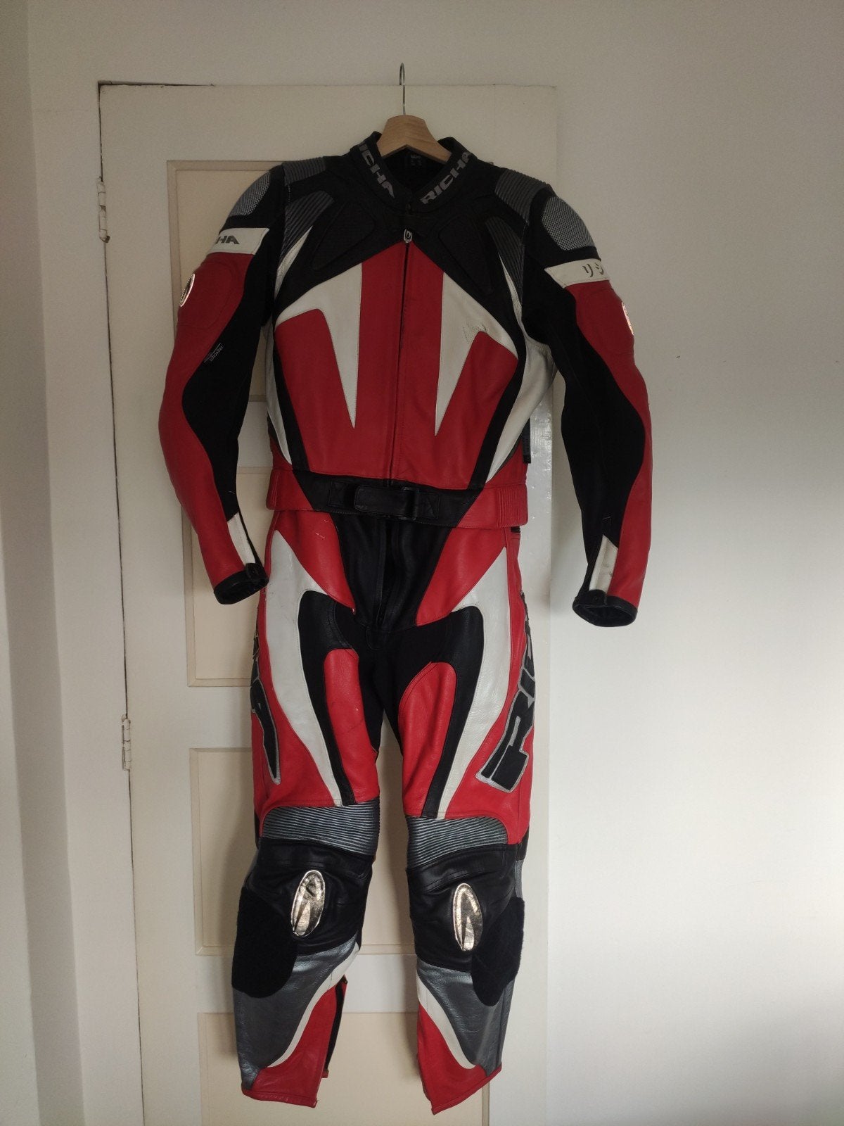 Richa motorpak dames maat 42, Motoren, Kleding | Motorkleding, Ophalen, Combipak, Richa, Dames