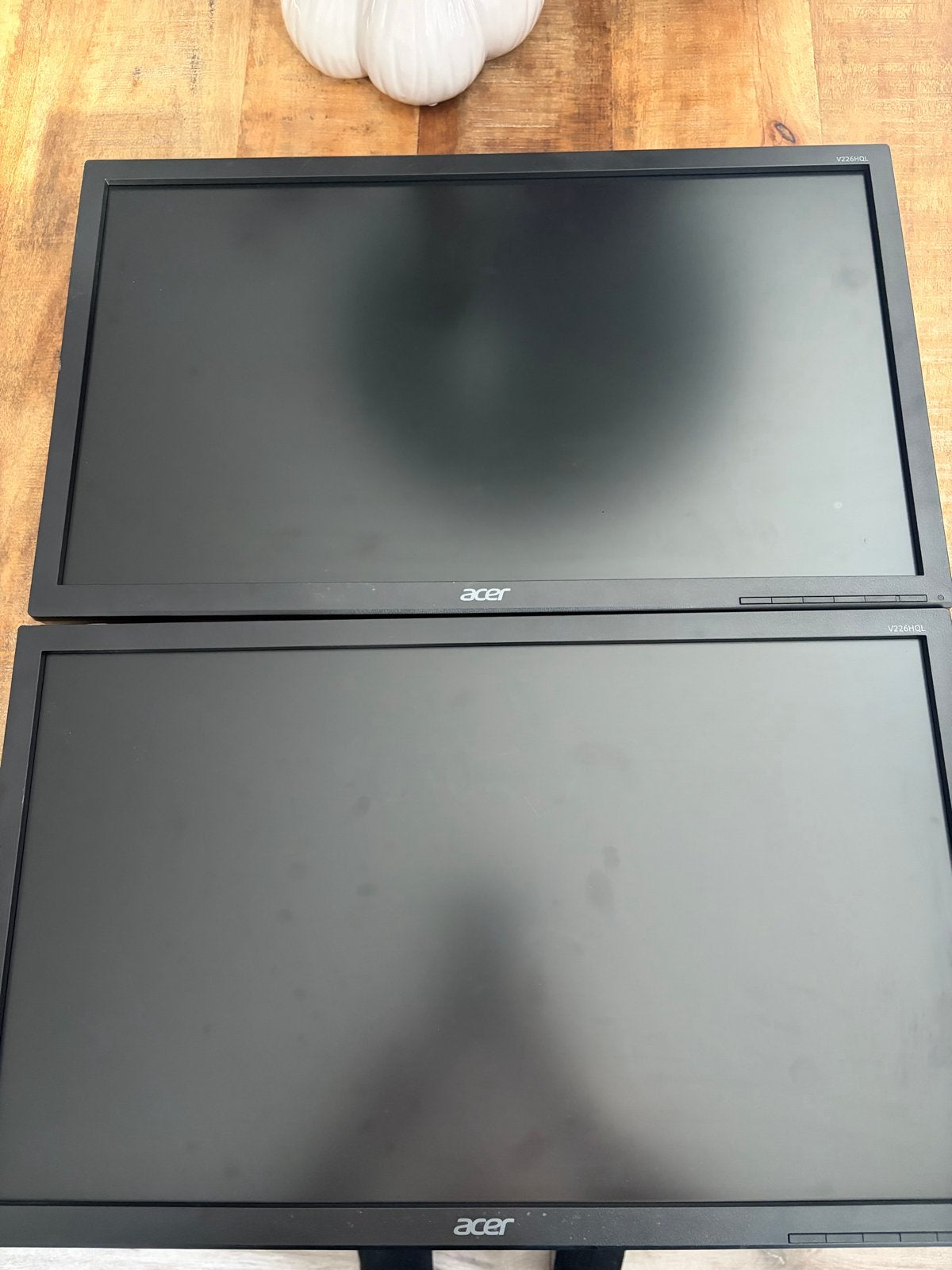 2x Acer V226HQL Full HD Monitor 40 per stuk of 70 voor 2, Ophalen, Kantelbaar, Full HD, Zo goed als nieuw