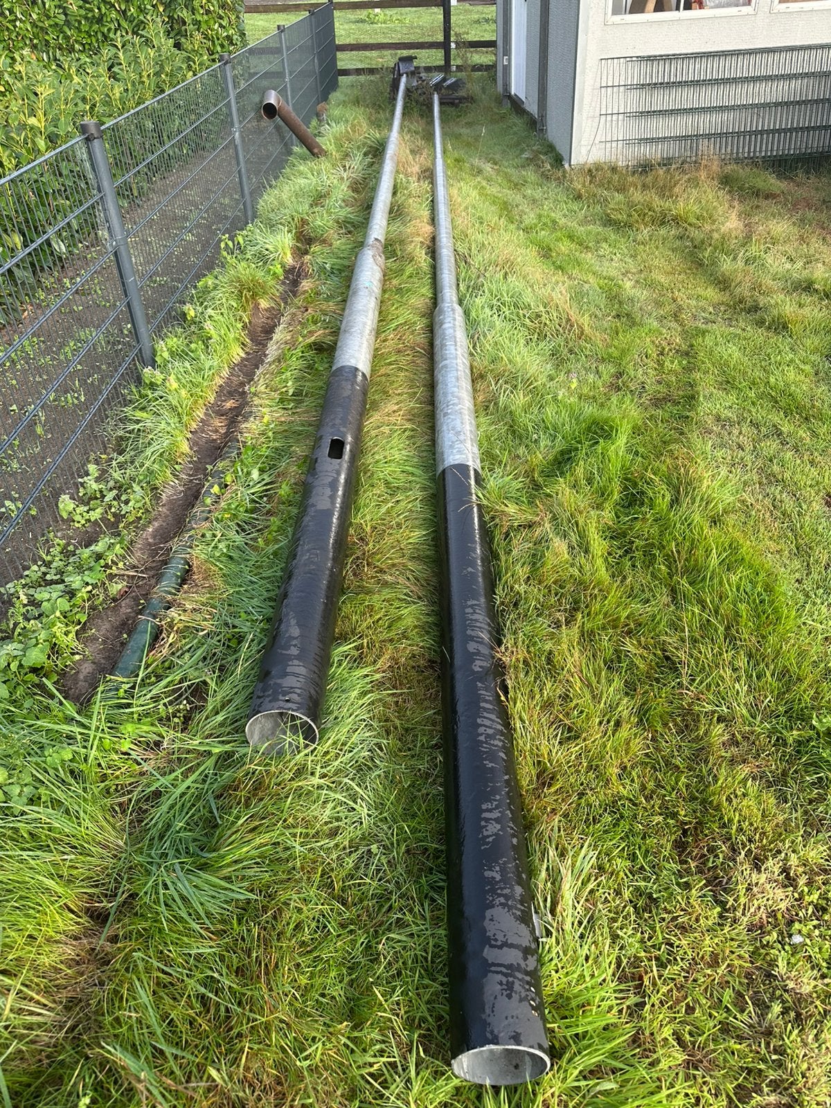 2 nieuwe verzinkte lichtmasten / lantaarnpalen – 10,75 meter, Ophalen, Minder dan 50 watt, Rvs, Netvoeding