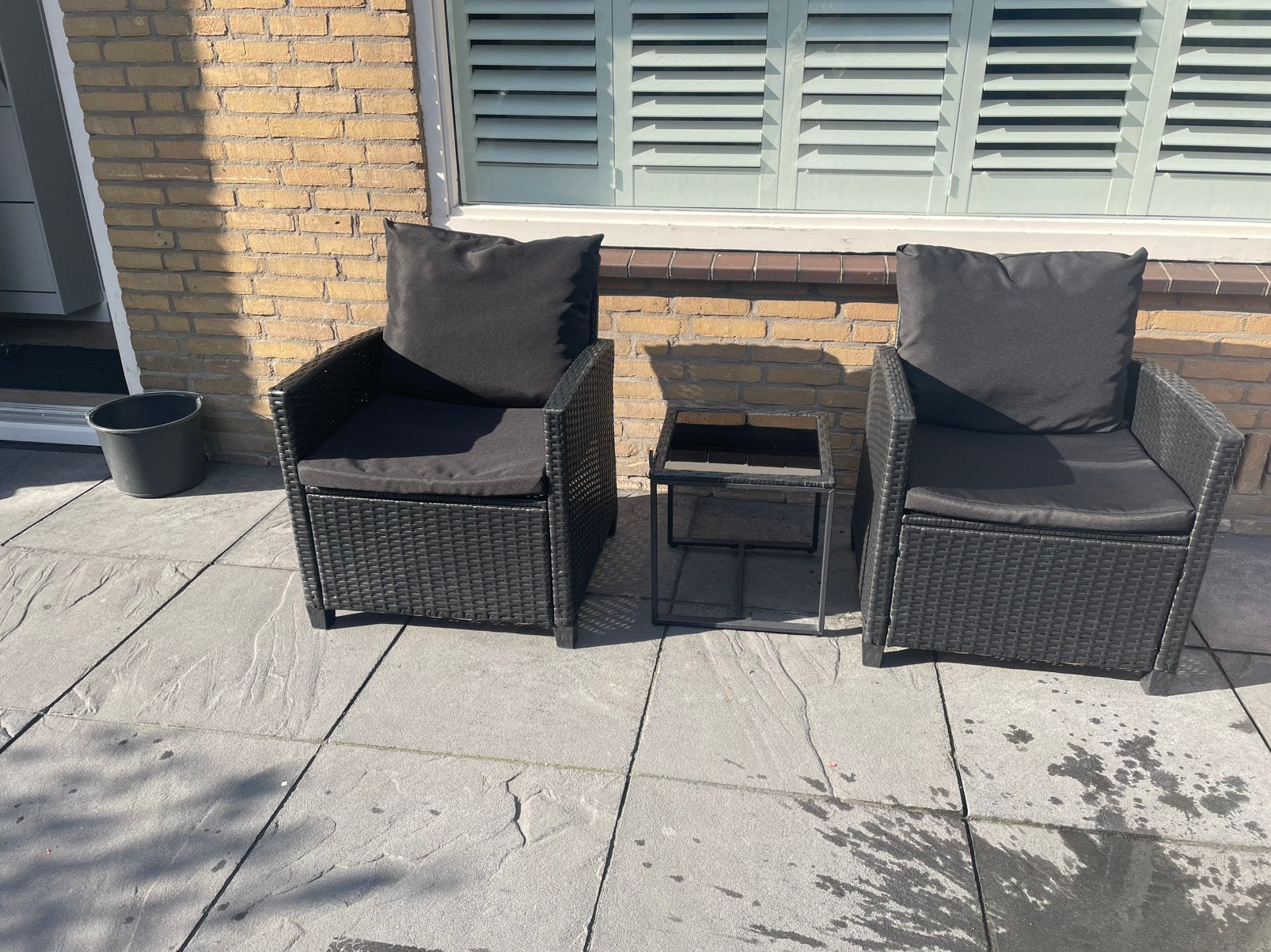 Twee tuinstoelen met kussens en tafeltje, Tuin en Terras, Ophalen, Zo goed als nieuw, 2 zitplaatsen