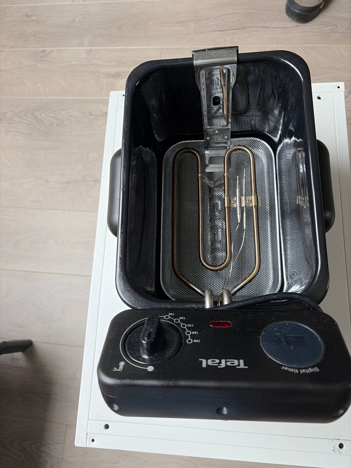 Tefal Friteuse met Oliefiltratie - Zo goed als nieuw, Witgoed en Apparatuur, 3 tot 4 liter, Ophalen of Verzenden, Gebruikt, Uitneembare binnenpan