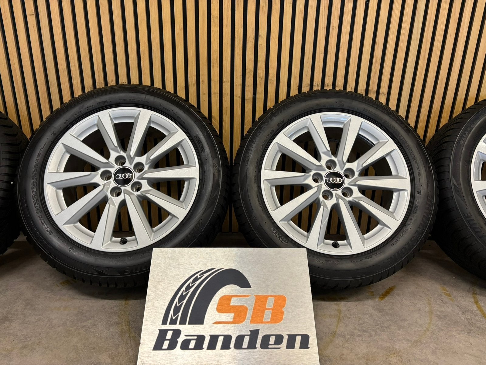 Audi A1 2018 - 2026 Originele 16 inch velgen + Wintetbanden, Auto-onderdelen, Gebruikt, 16 inch, VW, Personenwagen