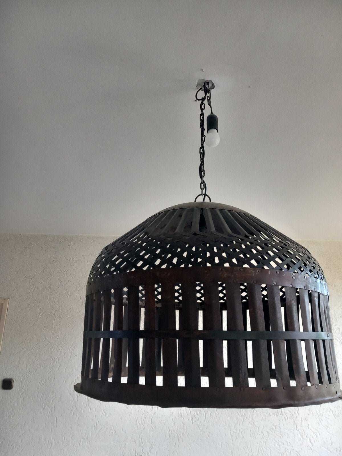 Grote roestige landelijke hanglamp, Huis en Inrichting, Ophalen of Verzenden