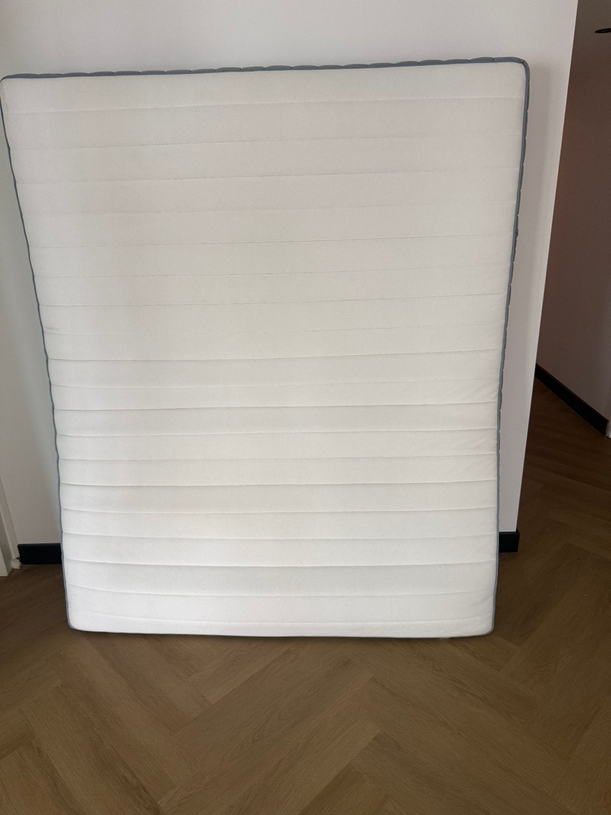 IKEA Matras 160x190 cm - Wit/Grijs - Goede Staat, Ophalen, Gebruikt, Tweepersoons, 190 cm of minder