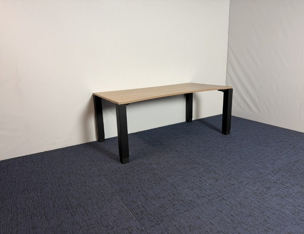 4 x Cockpit bureau, Kersen Havanna blad, 180 x 95/85 cm., Ophalen, In hoogte verstelbaar, Gebruikt, Computerbureau