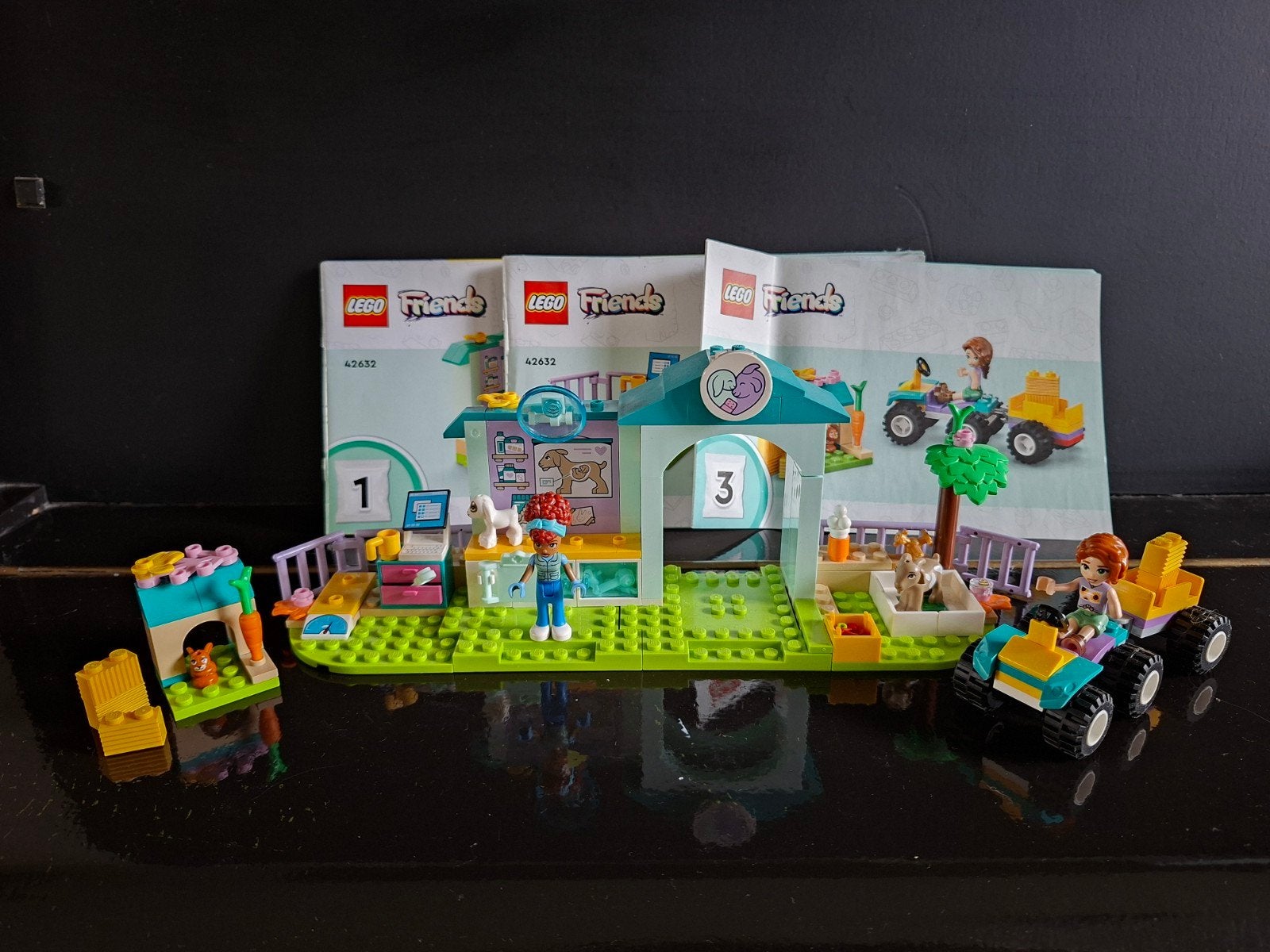 LEGO Friends Dierenkliniek 42632 met handleidingen, Ophalen of Verzenden, Zo goed als nieuw