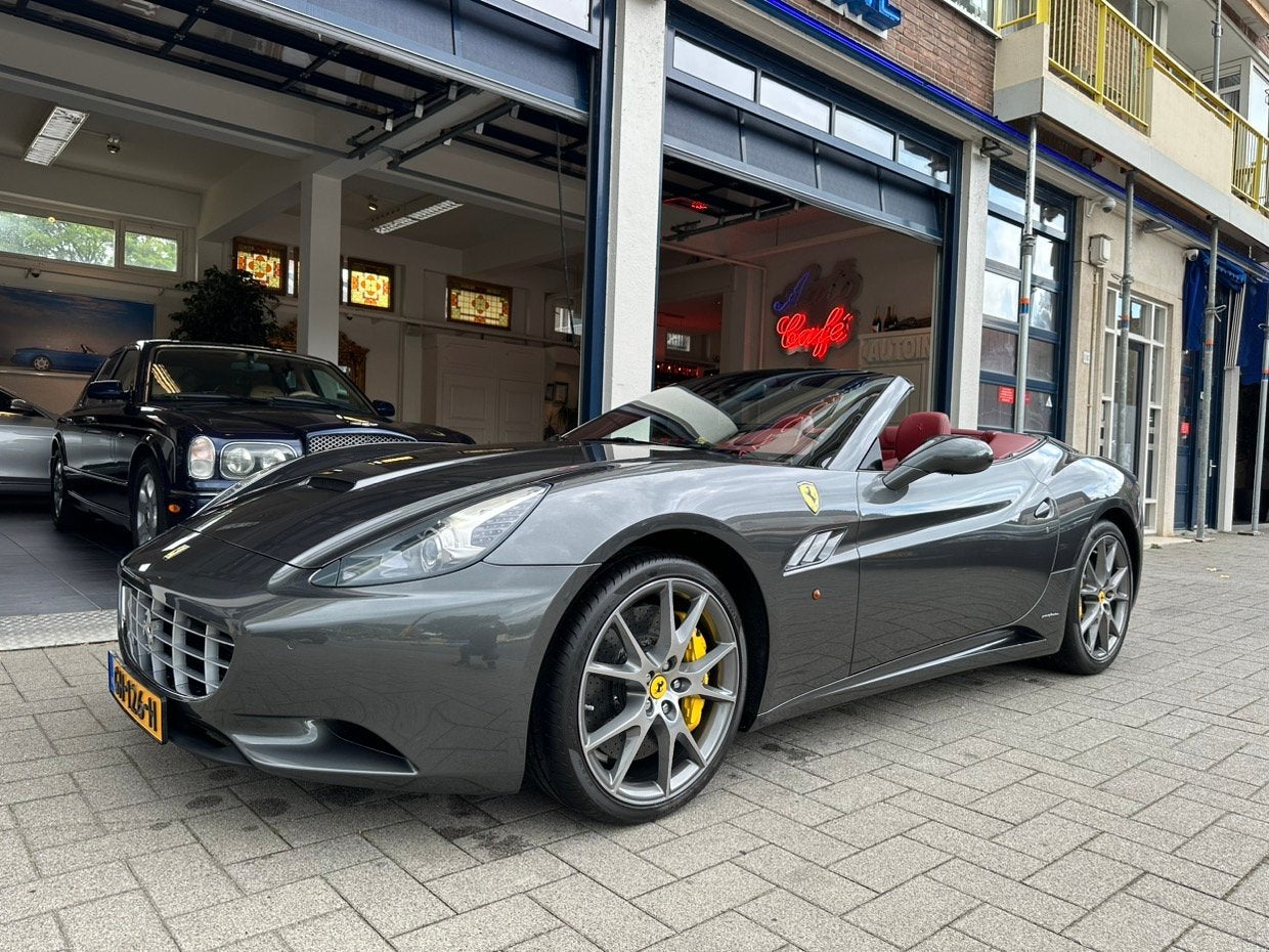 Ferrari California 4.3 V8 HELE 490 PK/KERAMISCHE REMMEN, Auto's, Ferrari, Automaat, Euro 5, Achterwielaandrijving, Gebruikt