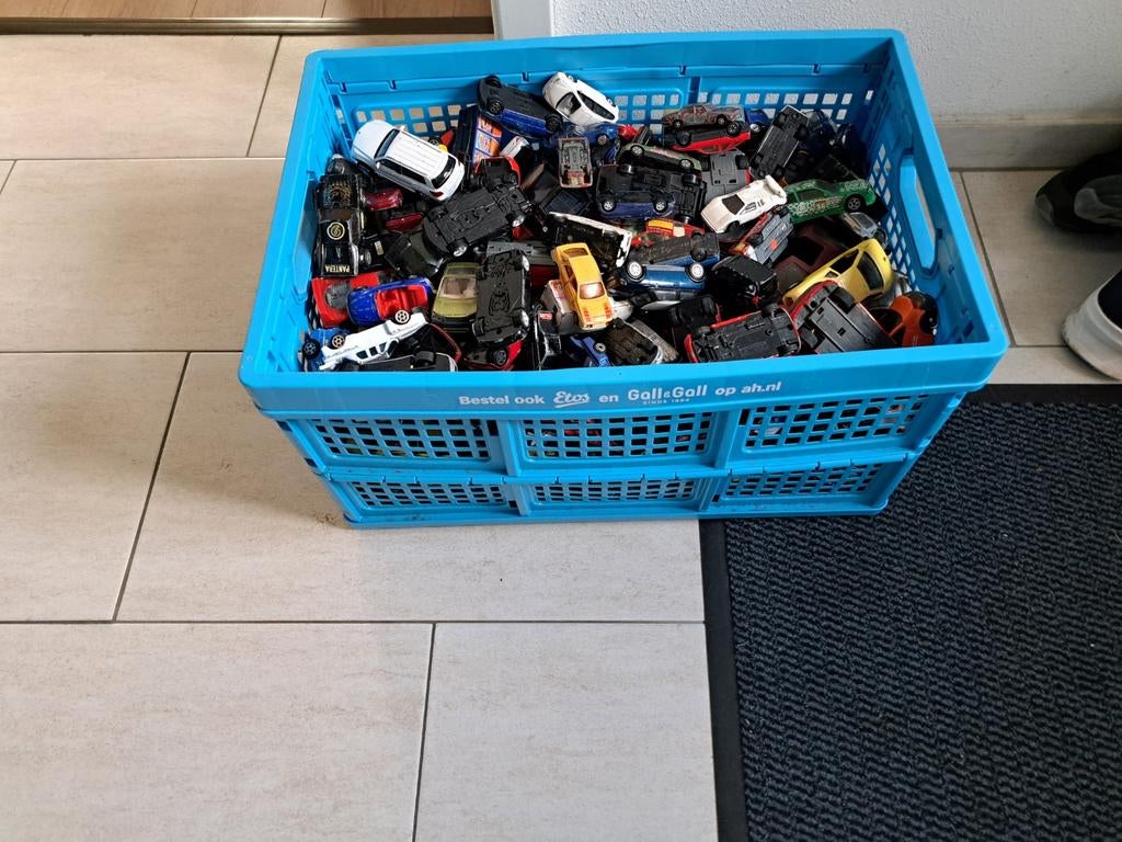 krat vol speelgoed auto matchbox siku enz enz, Ophalen of Verzenden