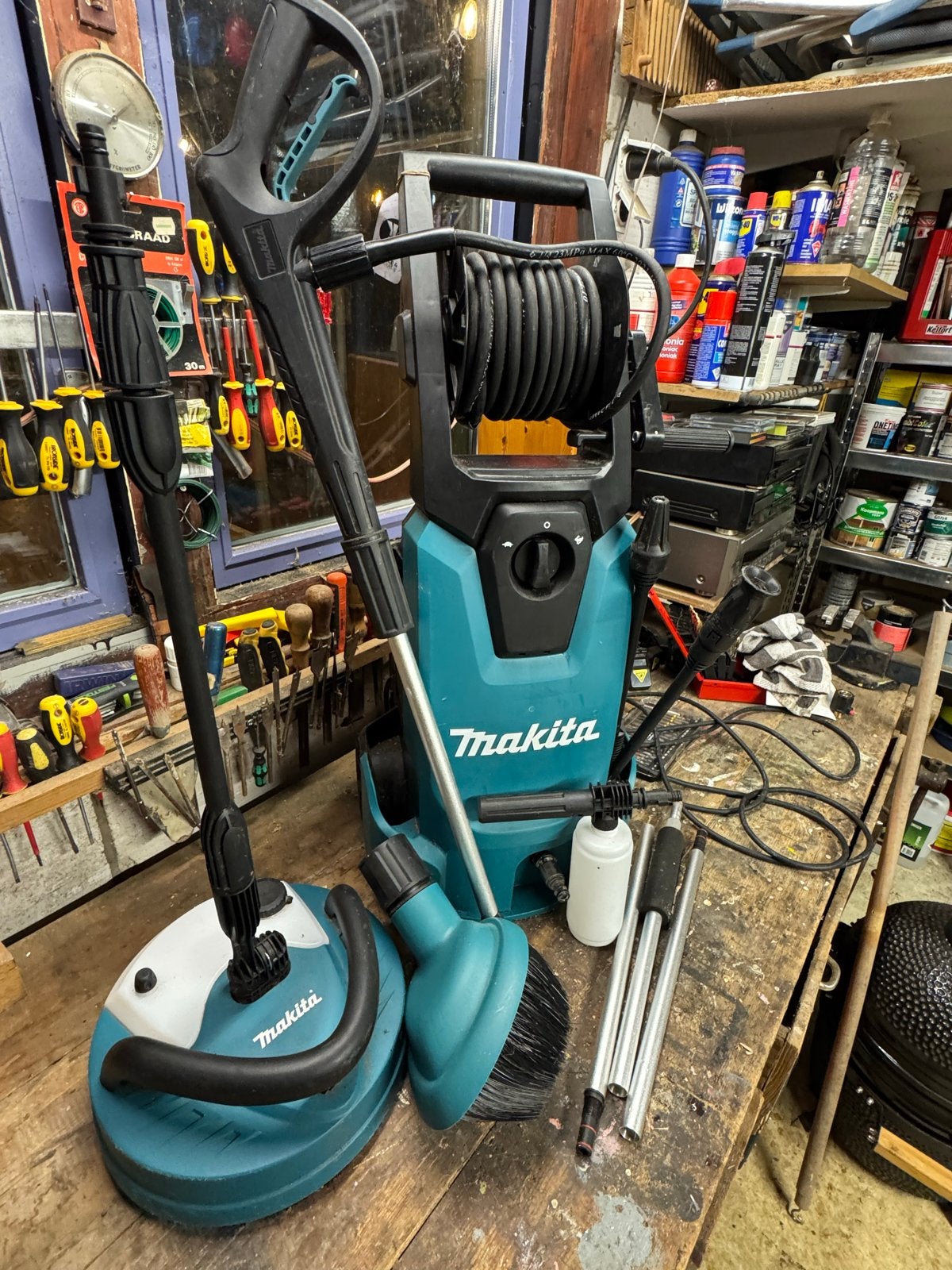 Makita HW1300 Hogedrukreiniger met accessoires, Tuin en Terras, Ophalen of Verzenden, Gebruikt, Elektrisch