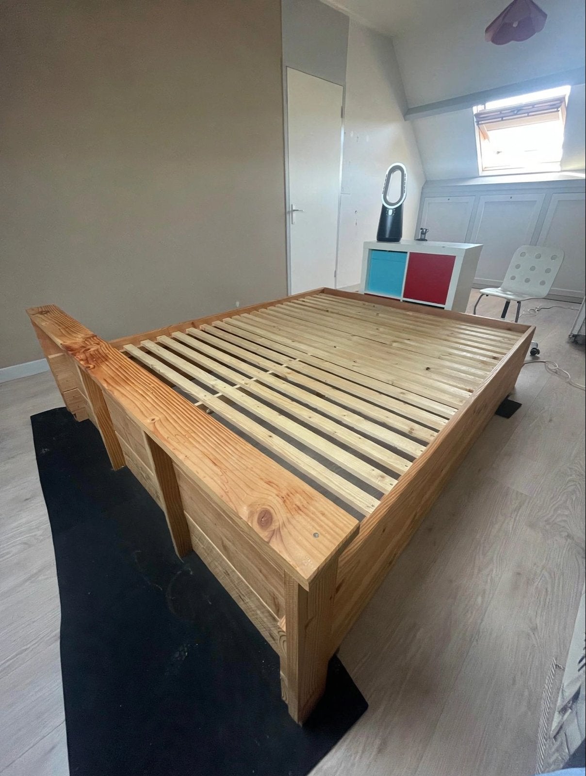 Houten bedframe 160x200 cm, Ophalen, Gebruikt, Tweepersoons, 200 cm