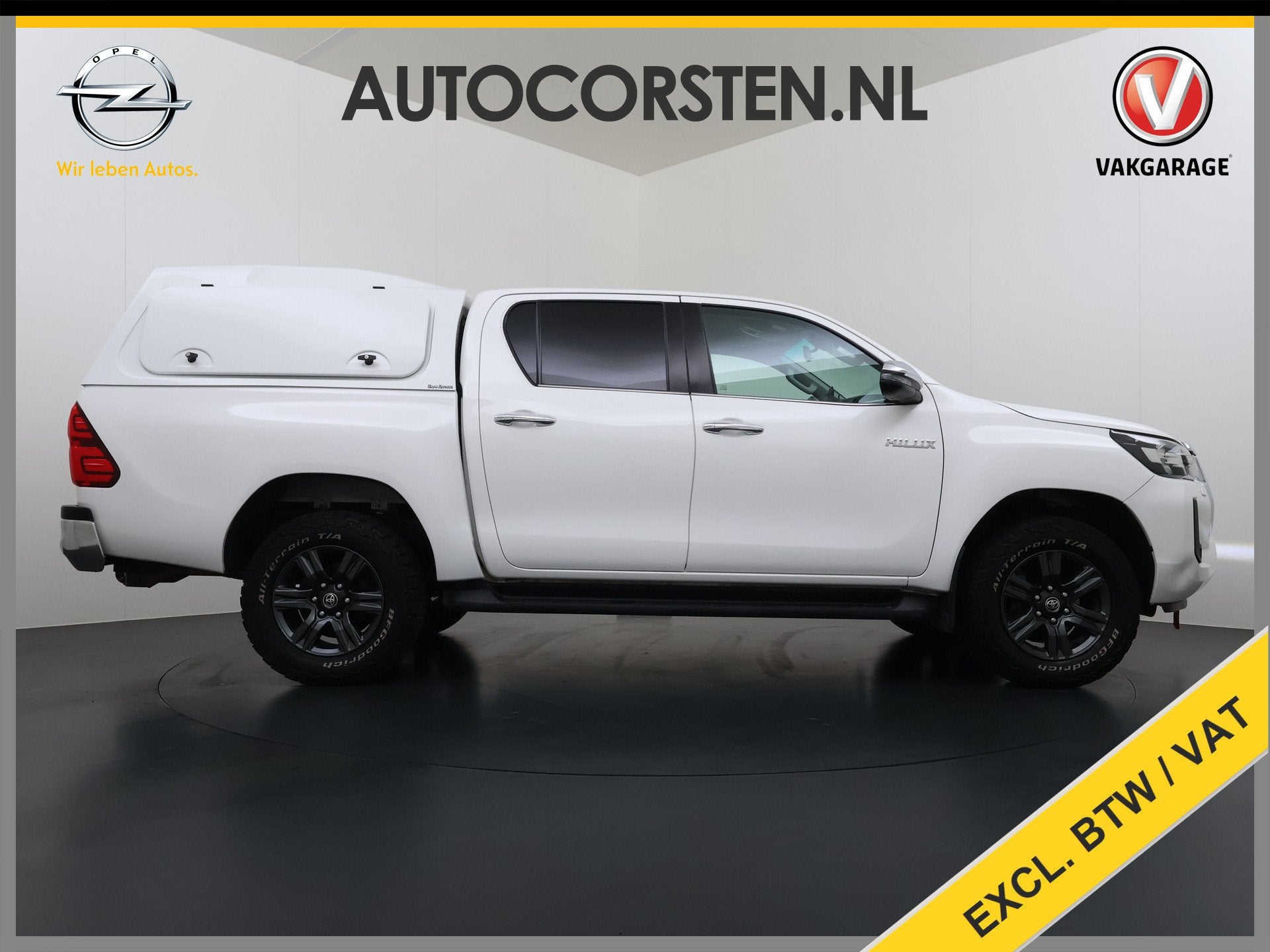 Toyota Hilux 2.4 D-4D 4WD Automaat Double Cab Prof. Lier Can, Stof, Gebruikt, 4 cilinders, 150 pk