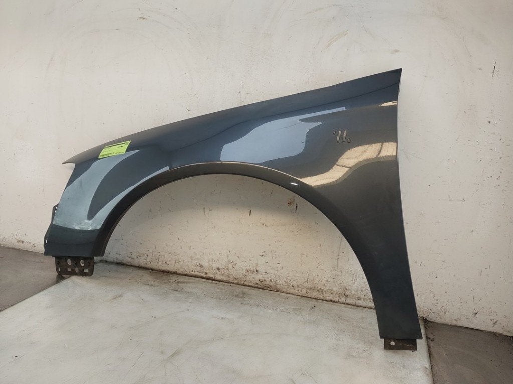 Spatbord Links Voor Passat Variant (3C5) 2009, Auto-onderdelen, Gebruikt, Volkswagen, Volkswagen AG, Kundenbetreuung@volkswagen.de