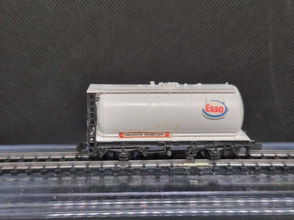 Peco KNR-50 - ketelwagen "ESSO" (16674), Overige merken, Gebruikt, Gelijkstroom, Wagon