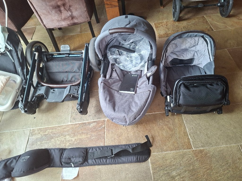 Wandewagen Mutsy als nieuw, kinderstoel en meer als set, Ophalen, Zo goed als nieuw, Combiwagen, Mutsy