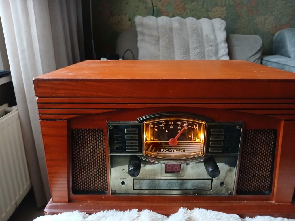 Platen cd radio, Ophalen