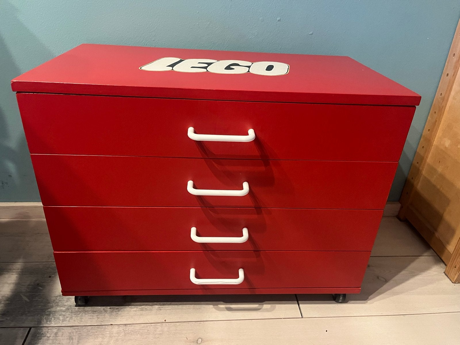 Zelfgemaakte Legokast met 3 lades vol LEGO en handleidingen, Ophalen, Gebruikt, Lego, Accessoire