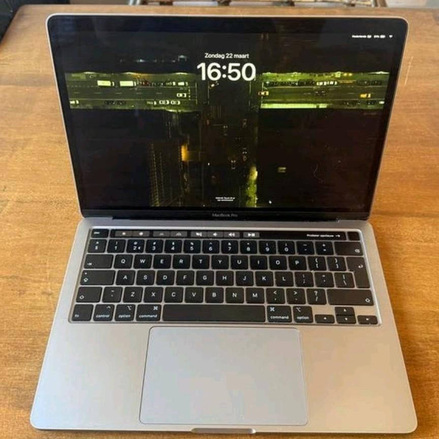 MacBook Pro Amsterdam, 13 inch, 8 GB, Ophalen of Verzenden, Zo goed als nieuw