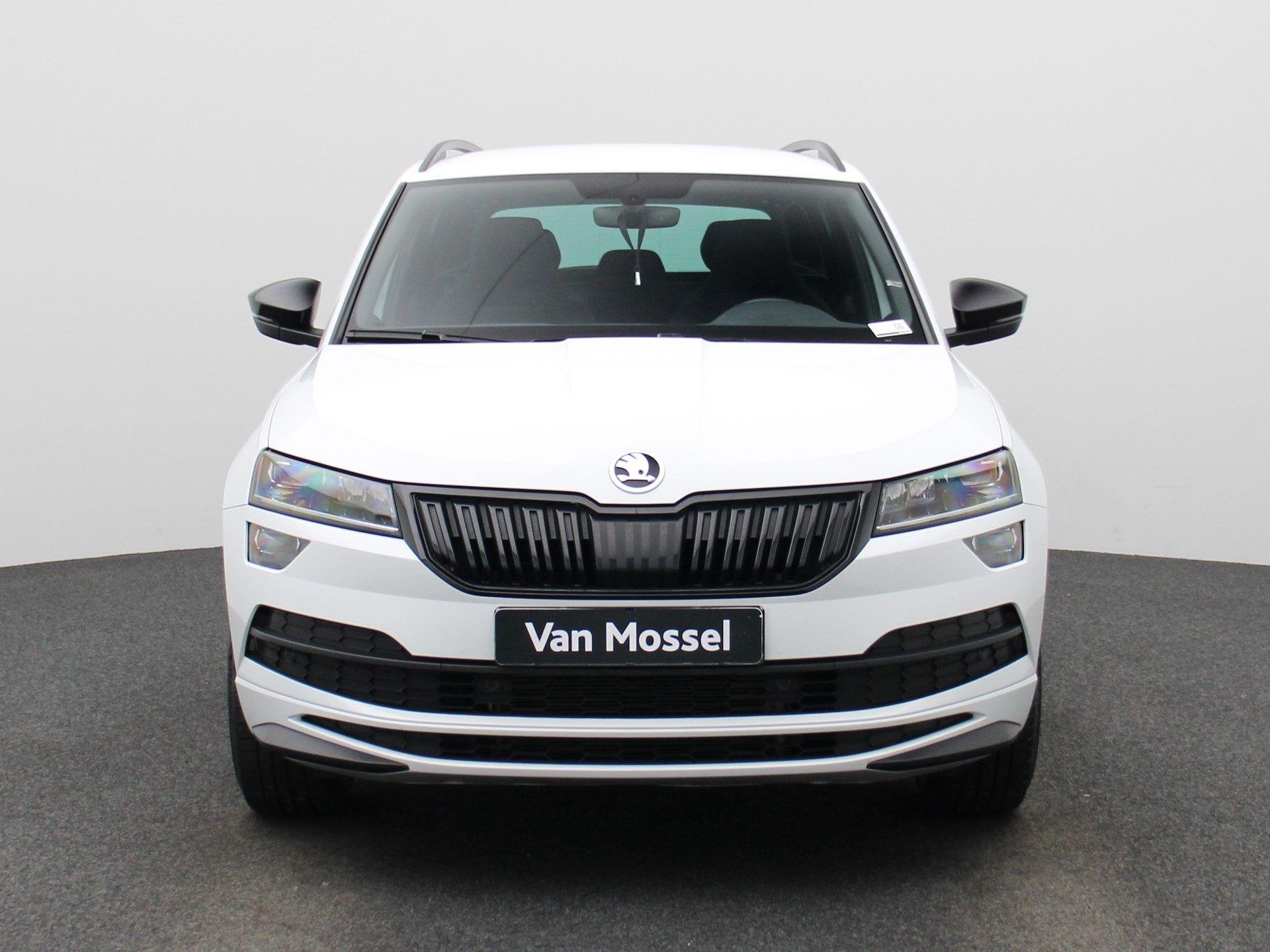 Skoda Karoq 1.5l TSI ACT DSG SPORTLINE | APPLE CARPLAY | AND, Auto's, 12 maanden, Stof, Gebruikt, Zwart