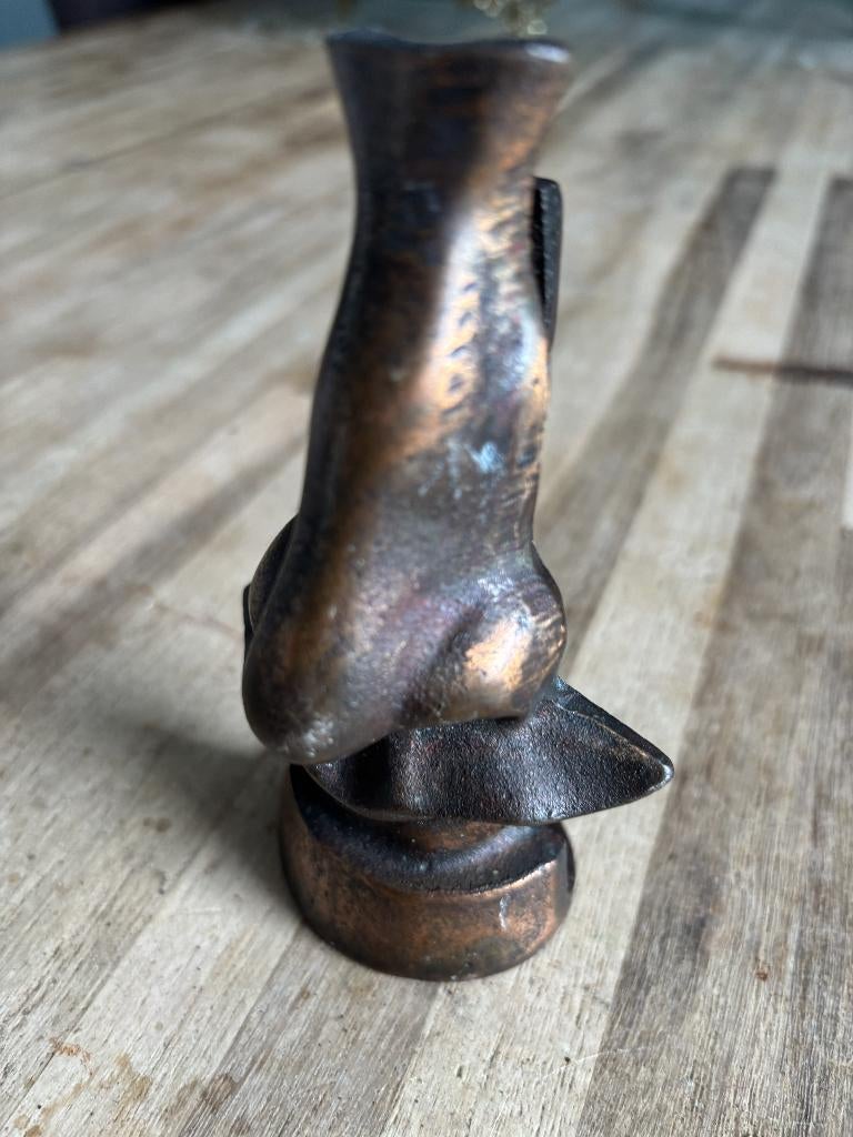 Brillenhouder "The Nose ", Ophalen of Verzenden